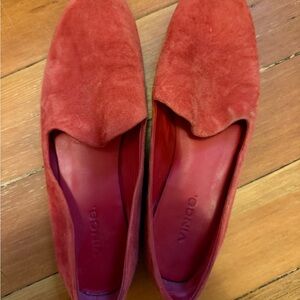 Vero Cuoio Women's Red Suede Flats